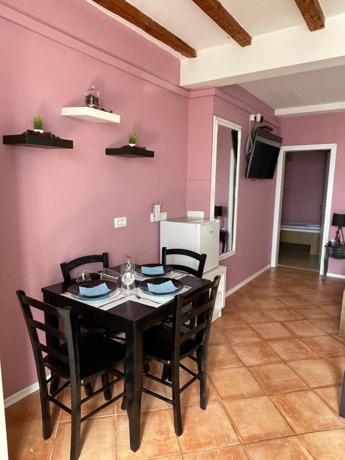 Apartment Ili ไพราน ภายนอก รูปภาพ
