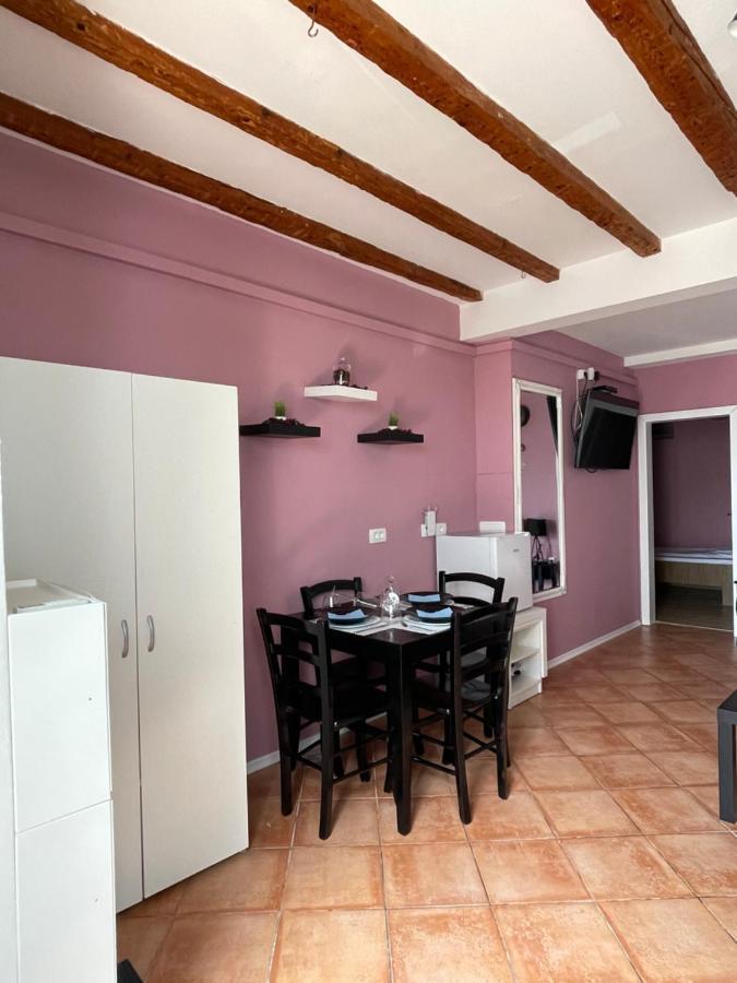 Apartment Ili ไพราน ภายนอก รูปภาพ